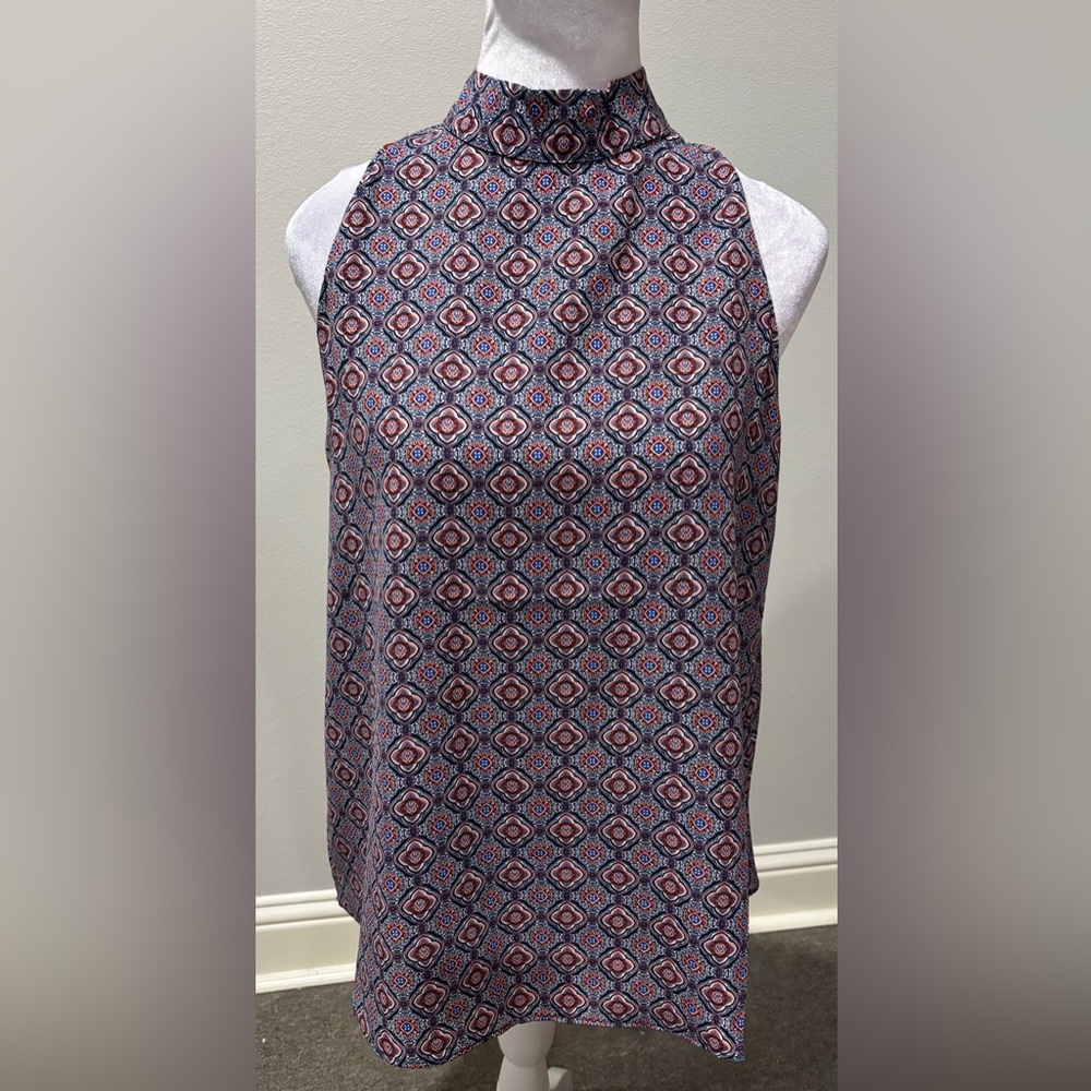 Adrienne Vittadini medallion print sleeveless halter blouse small S